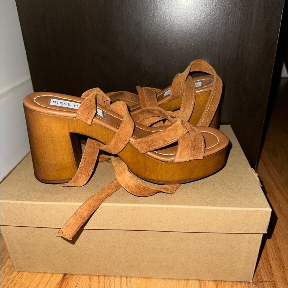 Steve Madden Rydley Heels